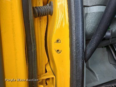 image for item OK9809 2020 Kenworth  T680 semi truck