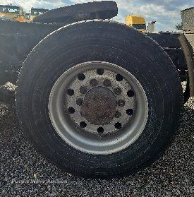 image for item OK9809 2020 Kenworth  T680 semi truck