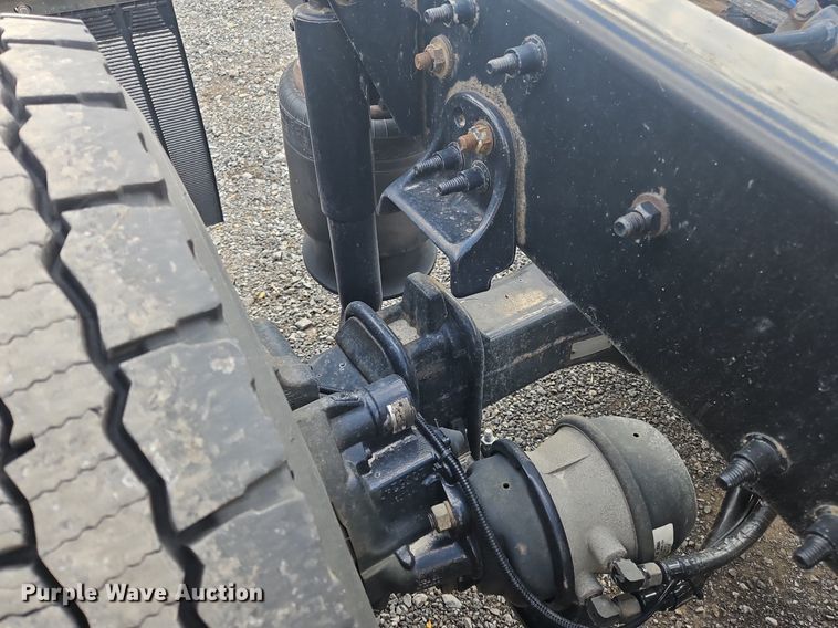 image for item OK9810 2018 Freightliner  Cascadia  semi truck