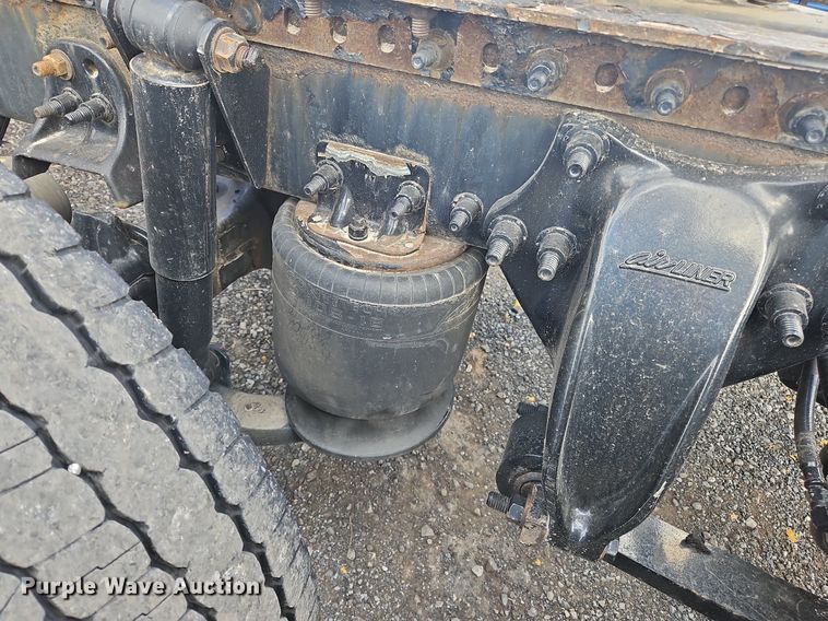 image for item OK9810 2018 Freightliner  Cascadia  semi truck