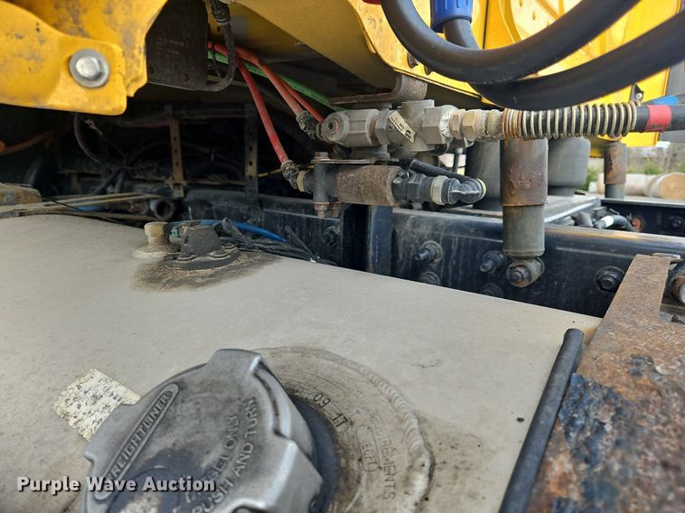 image for item OK9810 2018 Freightliner  Cascadia  semi truck