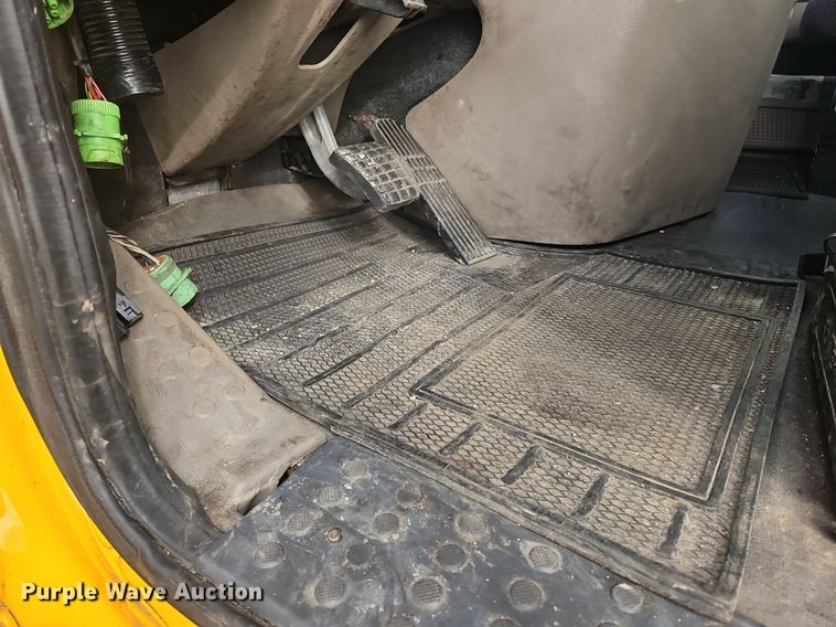 image for item OK9810 2018 Freightliner  Cascadia  semi truck