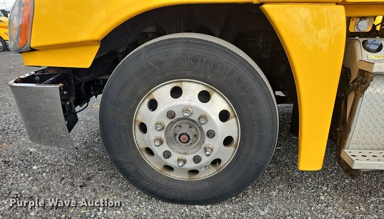 image for item OK9810 2018 Freightliner  Cascadia  semi truck