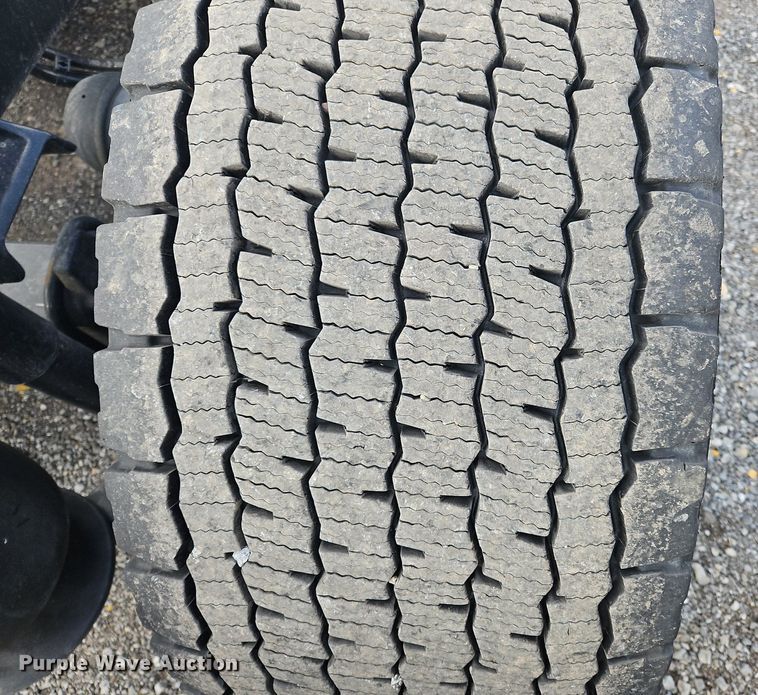 image for item OK9810 2018 Freightliner  Cascadia  semi truck