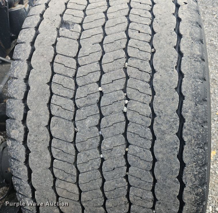 image for item OK9810 2018 Freightliner  Cascadia  semi truck