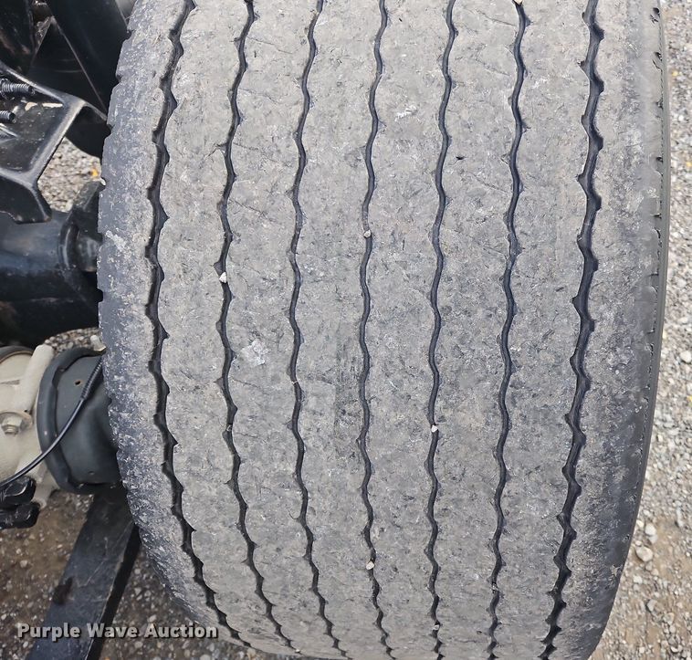 image for item OK9810 2018 Freightliner  Cascadia  semi truck