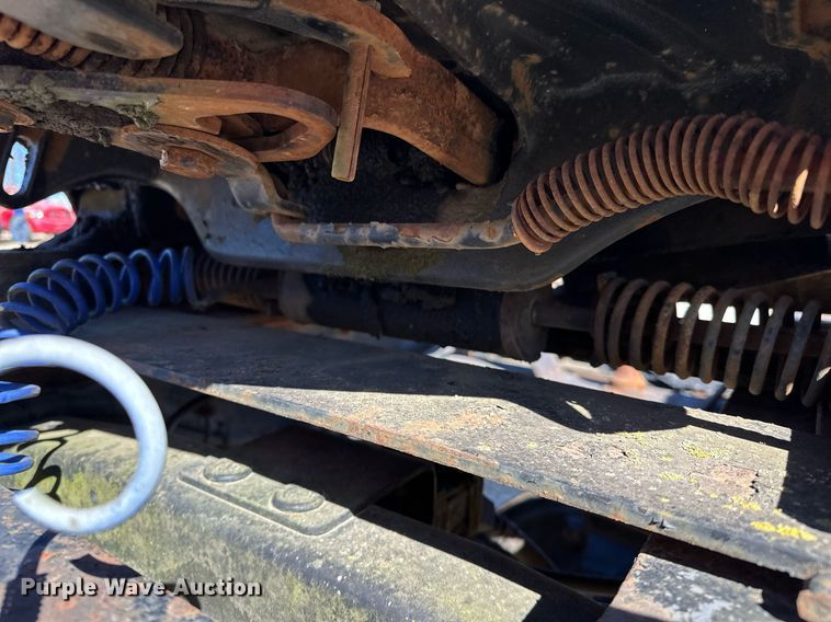 image for item OM9891 1998 Ford L8501 semi truck