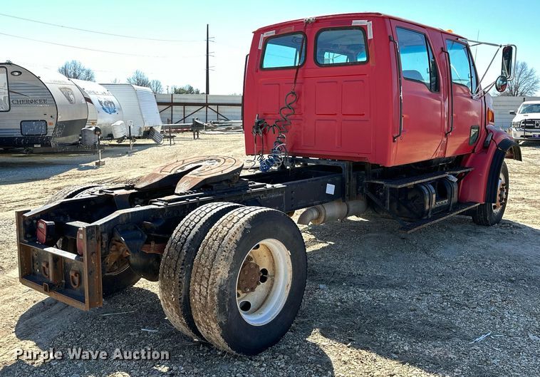 image for item OM9891 1998 Ford L8501 semi truck