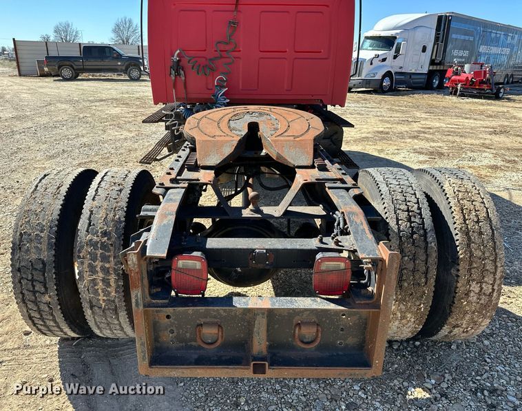 image for item OM9891 1998 Ford L8501 semi truck