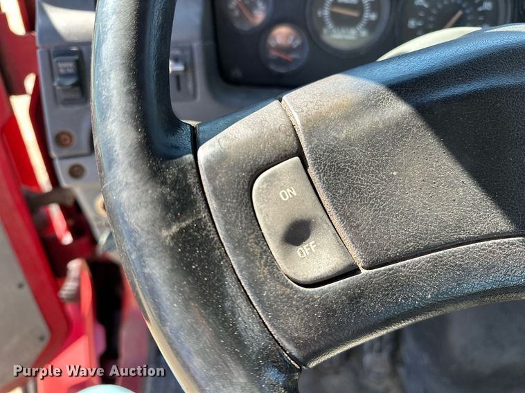 image for item OM9891 1998 Ford L8501 semi truck