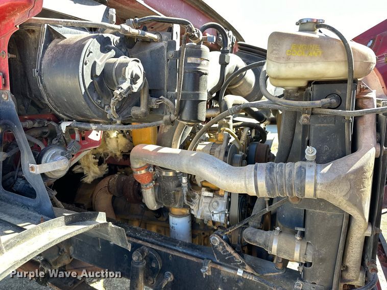 image for item OM9891 1998 Ford L8501 semi truck