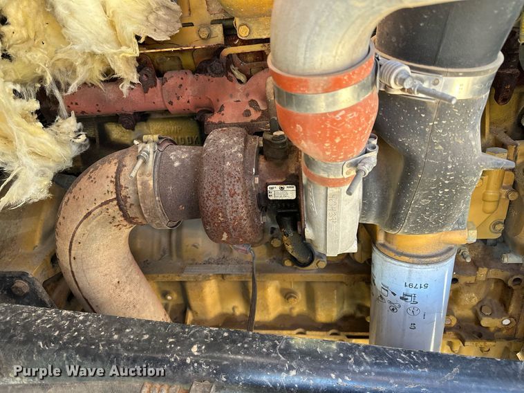 image for item OM9891 1998 Ford L8501 semi truck