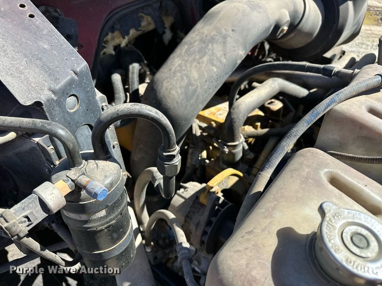 image for item OM9891 1998 Ford L8501 semi truck