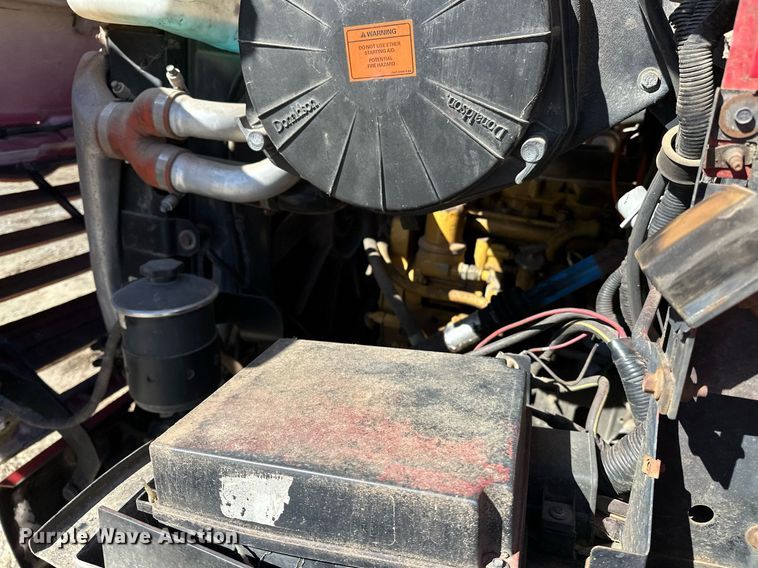 image for item OM9891 1998 Ford L8501 semi truck