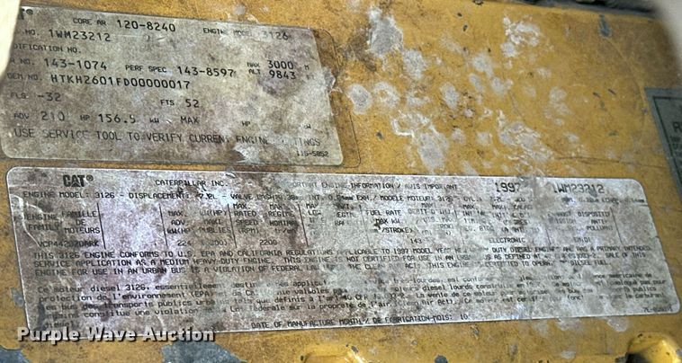 image for item OM9891 1998 Ford L8501 semi truck