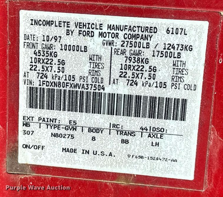 image for item OM9891 1998 Ford L8501 semi truck