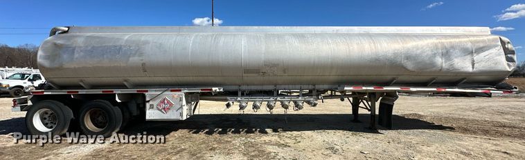 image for item OM9893 1999 Polar tank trailer