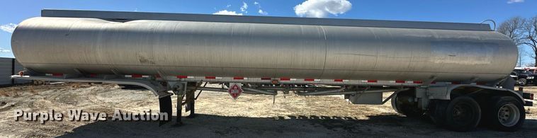 image for item OM9893 1999 Polar tank trailer