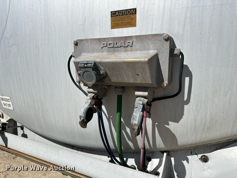 image for item OM9893 1999 Polar tank trailer