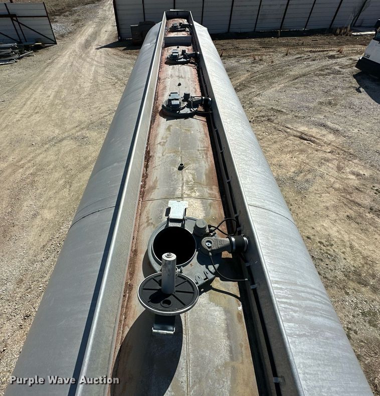 image for item OM9893 1999 Polar tank trailer