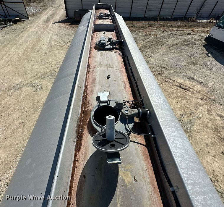 image for item OM9893 1999 Polar tank trailer