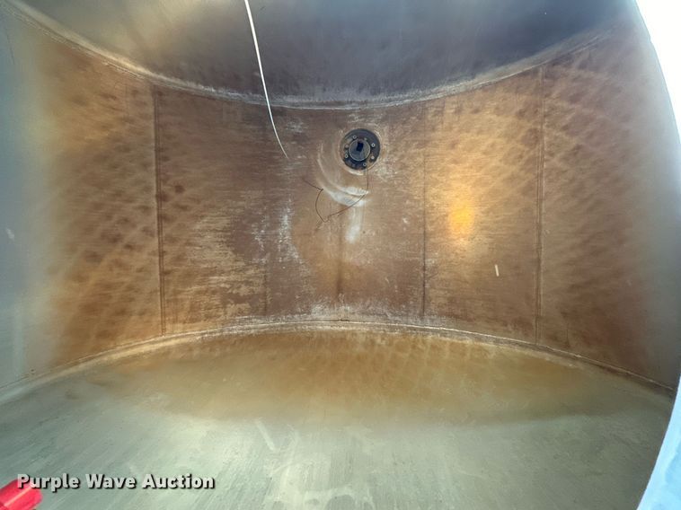 image for item OM9893 1999 Polar tank trailer