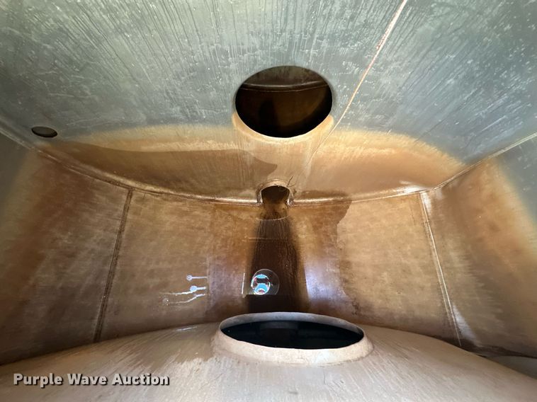 image for item OM9893 1999 Polar tank trailer