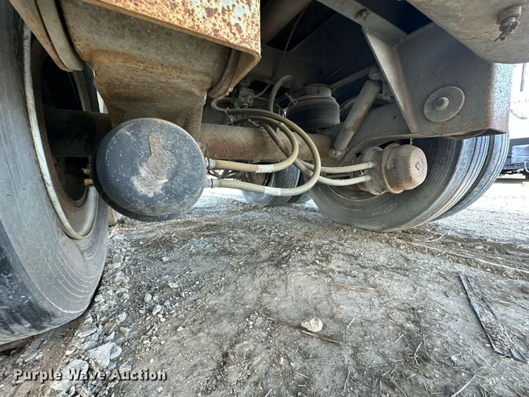 image for item OM9893 1999 Polar tank trailer