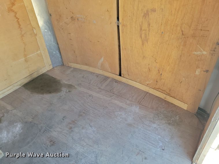 image for item DG0580 2004 Forest River enclosed cargo trailer