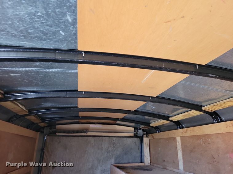 image for item DG0580 2004 Forest River enclosed cargo trailer