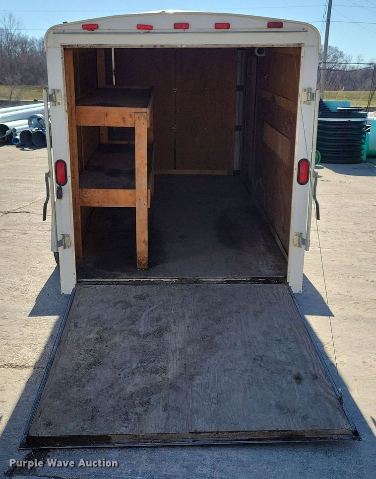 image for item DG0580 2004 Forest River enclosed cargo trailer