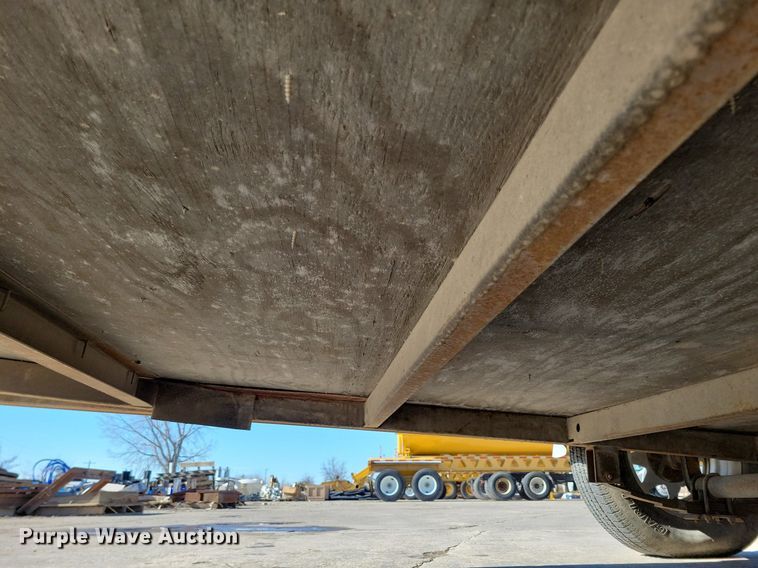 image for item DG0580 2004 Forest River enclosed cargo trailer