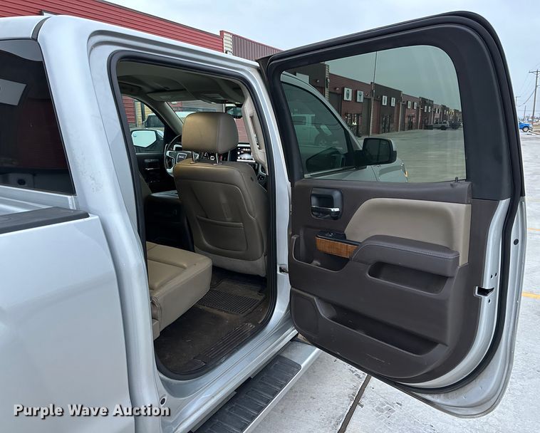 image for item DG4276 2015 GMC Sierra 1500 Crew Cab pickup truck