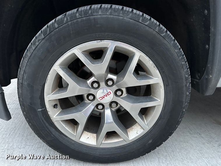 image for item DG4276 2015 GMC Sierra 1500 Crew Cab pickup truck