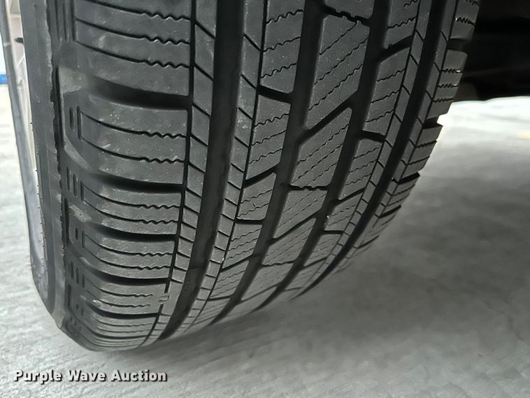 image for item DG4276 2015 GMC Sierra 1500 Crew Cab pickup truck