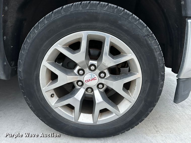 image for item DG4276 2015 GMC Sierra 1500 Crew Cab pickup truck