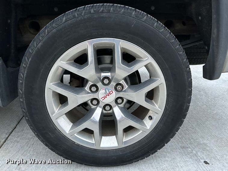 image for item DG4276 2015 GMC Sierra 1500 Crew Cab pickup truck