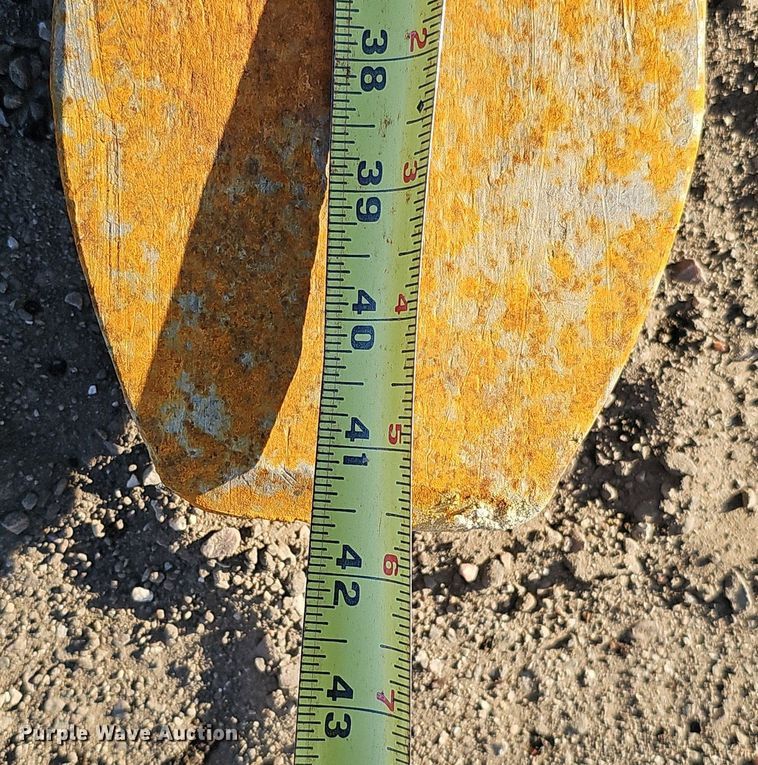 image for item DK0682 Clark C300-Y50 forklift