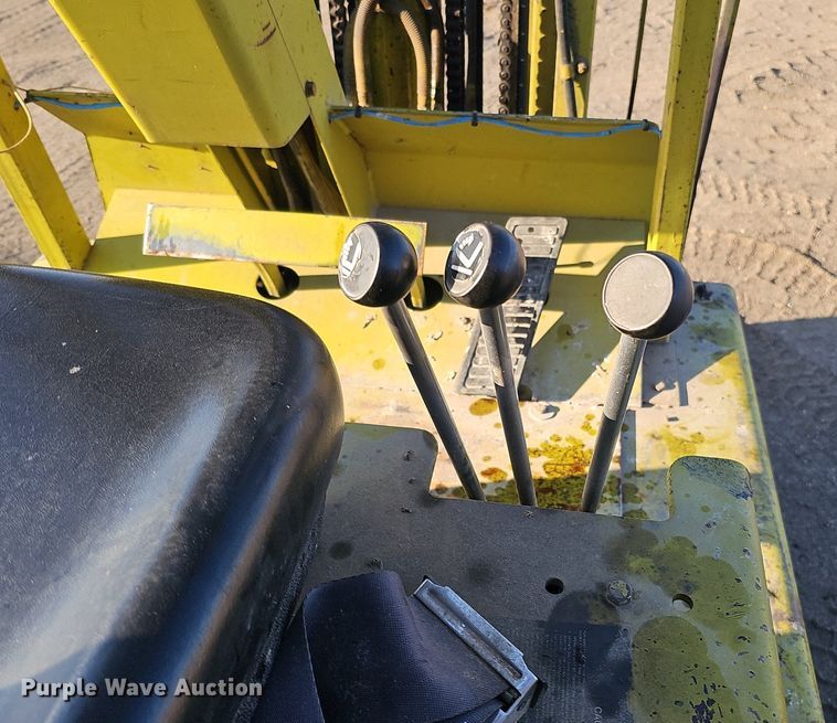 image for item DK0682 Clark C300-Y50 forklift