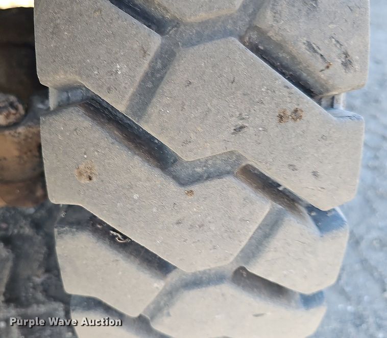 image for item DK0682 Clark C300-Y50 forklift