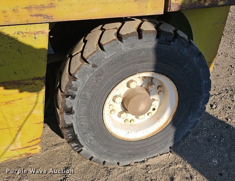 image for item DK0682 Clark C300-Y50 forklift