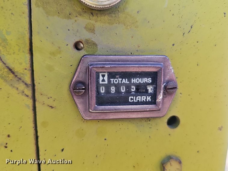 image for item DK0682 Clark C300-Y50 forklift