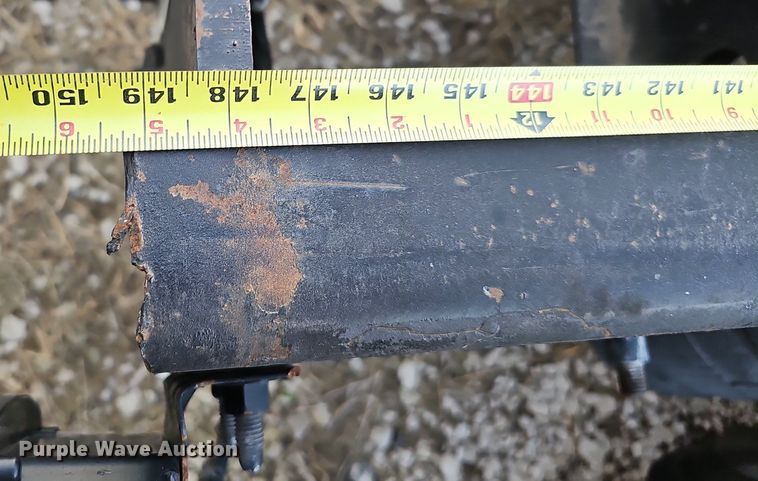 image for item DK0684 2003 International 4300 truck cab and chassis