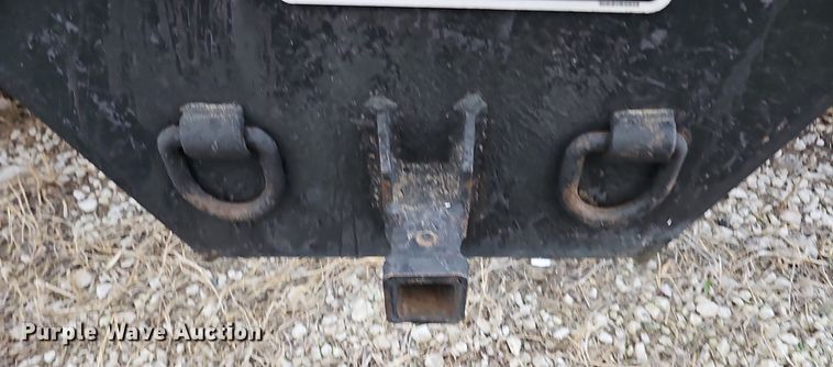 image for item DK0684 2003 International 4300 truck cab and chassis