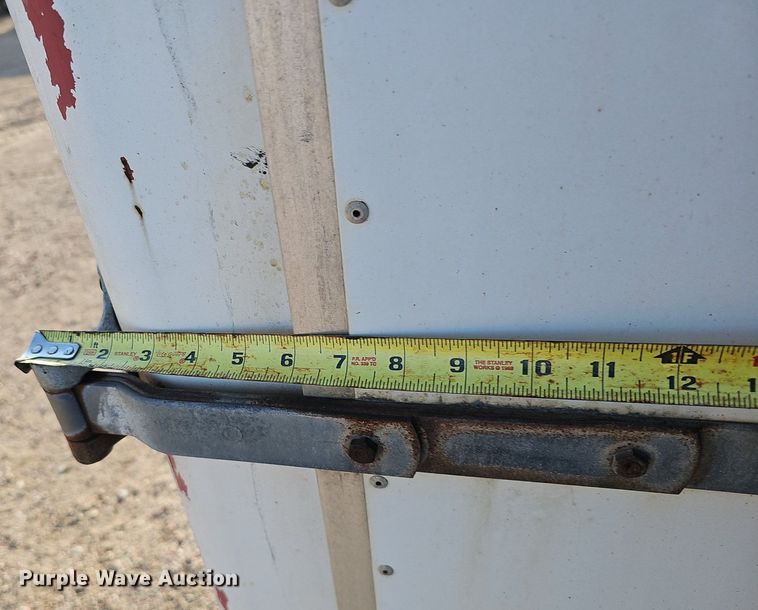 image for item DK0687 1997 Cargotec Inc. 17500TB weight and measures inspection system