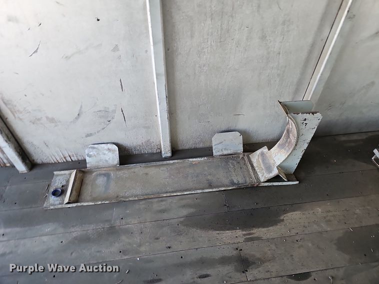 image for item DK0687 1997 Cargotec Inc. 17500TB weight and measures inspection system