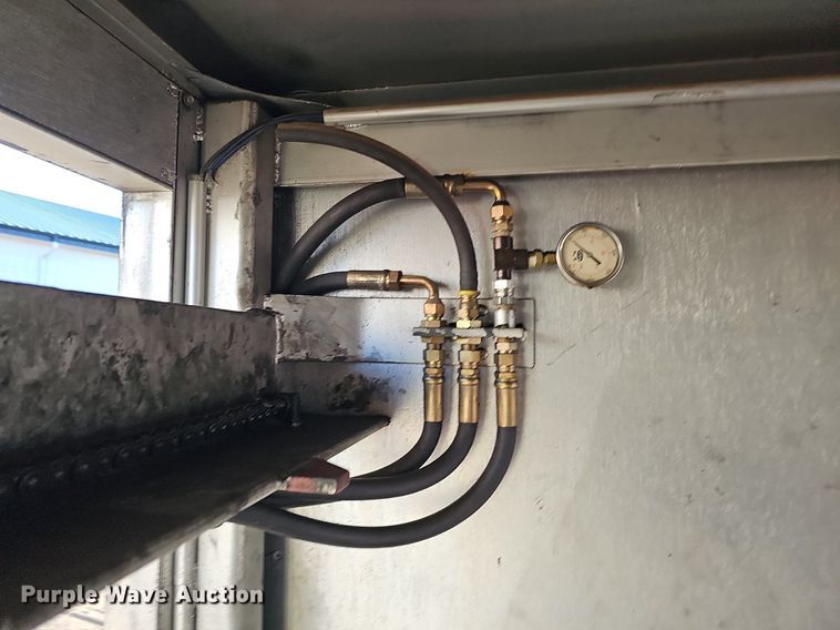 image for item DK0687 1997 Cargotec Inc. 17500TB weight and measures inspection system