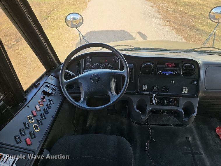 image for item DK0708 2010 Freightliner Thomas Built school bus