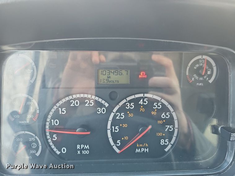 image for item DK0708 2010 Freightliner Thomas Built school bus