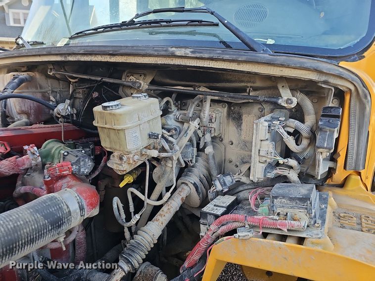 image for item DK0708 2010 Freightliner Thomas Built school bus